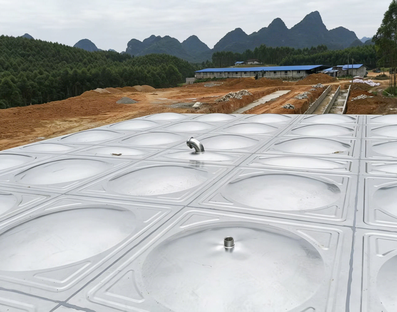 宜州北山镇97.5吨方形冷水箱