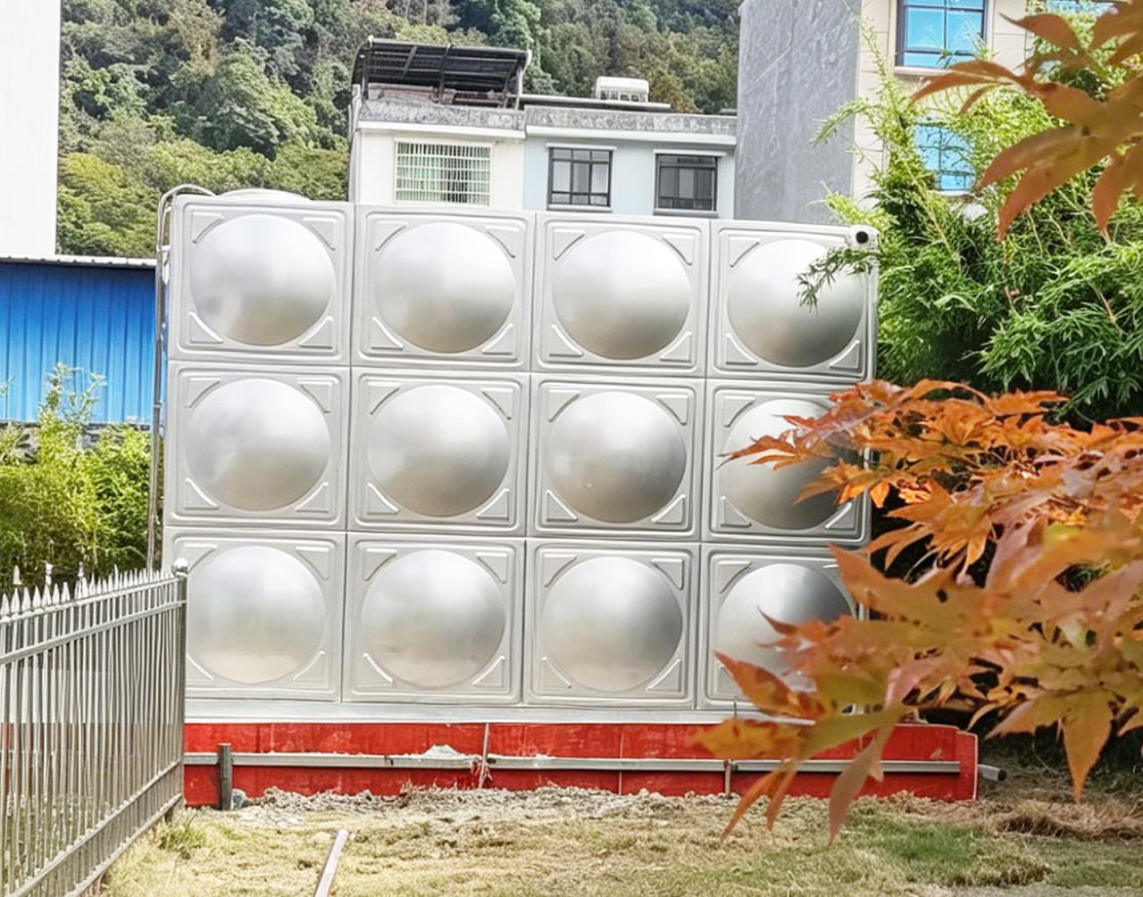 南丹高速公路36吨方形冷水箱